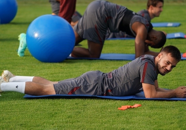 Trabzonspor 2021 2022 sezonu hazırlıkları günün ikinci antrenmanıyla devam etti. 22