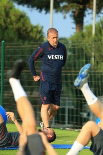 Trabzonspor 2021 2022 sezonu hazırlıkları günün ikinci antrenmanıyla devam etti. 13