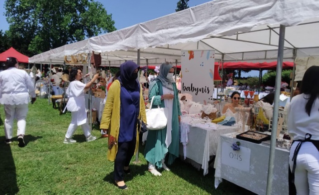 Kadınla Başlar Derneği Trabzon’da Yaz Panayırı kurdu 10