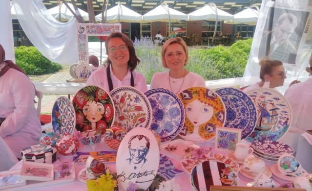 Kadınla Başlar Derneği Trabzon’da Yaz Panayırı kurdu 5