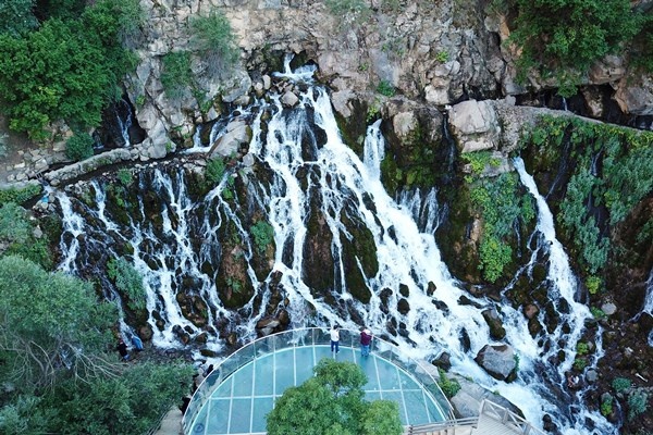 Serinlemek isteyen Tomara Şelalesi'nin yolunu tutuyor 2