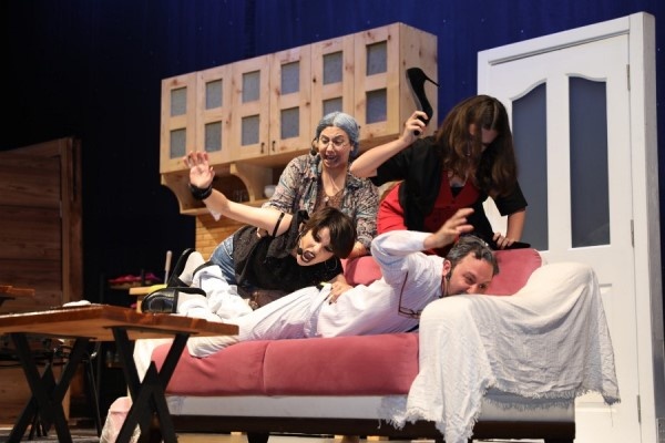 Akçaabat’ta “2. Açık Hava Tiyatro Günleri” başladı 3