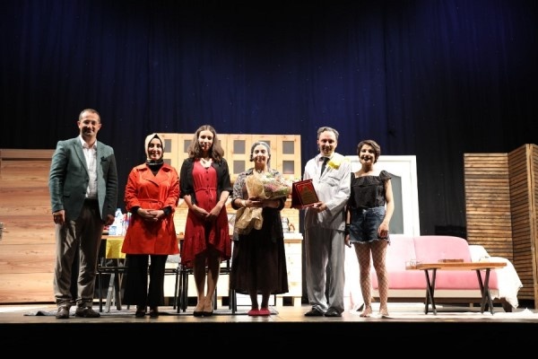 Akçaabat’ta “2. Açık Hava Tiyatro Günleri” başladı 16