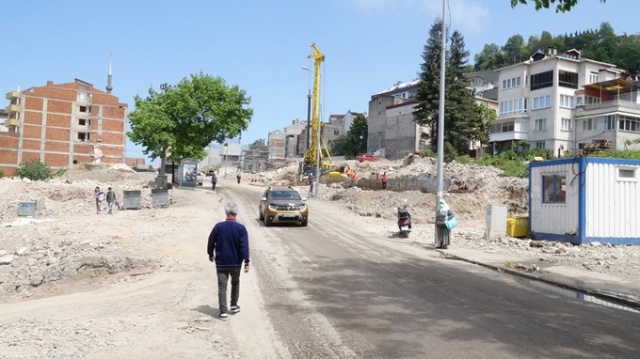 Trabzon'da 28 km'lik yola 28 kavşak, 17 tünel 24 köprü! 7