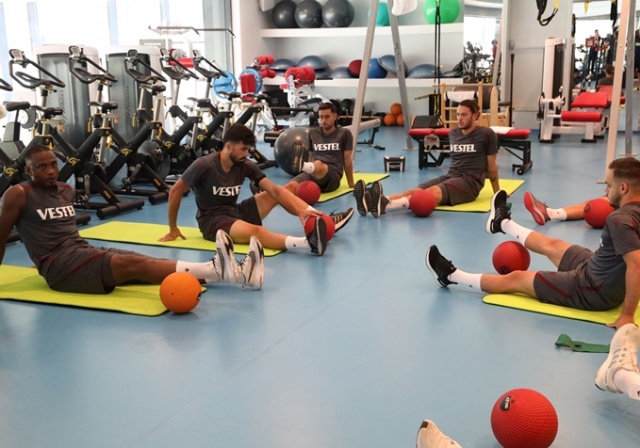 Trabzonspor İstanbul'da çalışmalarını sürdürüyor. 5Temmuz 2021 9