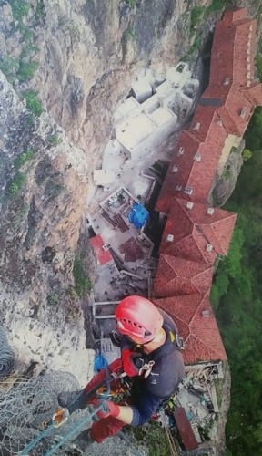Sümela Manastırı'nın tahrip olan fresklerine onarım 8