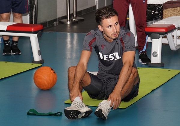 Trabzonspor Riva Kampında Vites Yükseltti: Antrenmanda Kuvvet Depoladılar 6