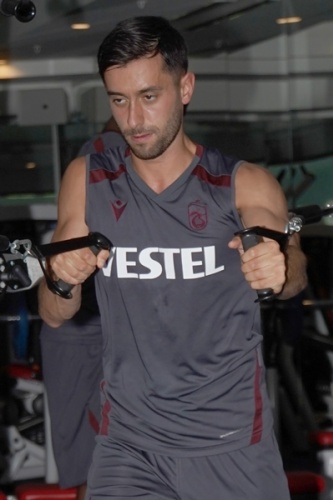 Trabzonspor Riva Kampında Vites Yükseltti: Antrenmanda Kuvvet Depoladılar 11