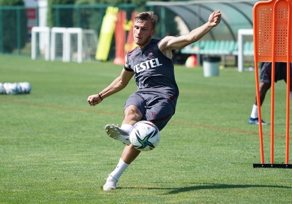 Trabzonspor'da Yeni Sezon Hazırlıkları Hız Kesmeden Sürüyor 42