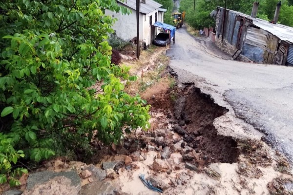 Gümüşhane'yi sel vurdu! Sadece 10 dakika 22