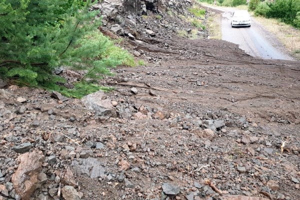 Gümüşhane'yi sel vurdu! Sadece 10 dakika 6