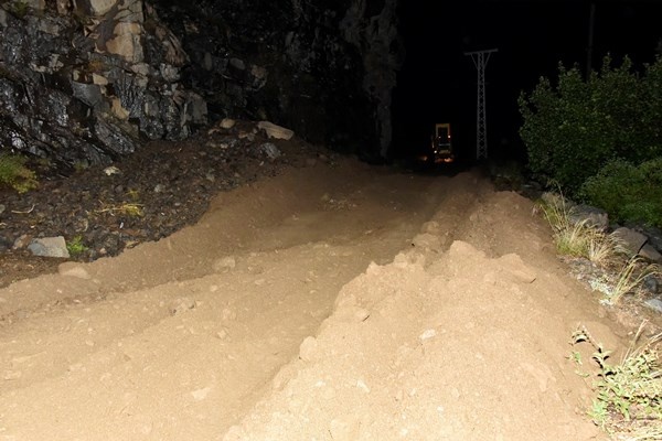 Gümüşhane'yi sel vurdu! Sadece 10 dakika 7