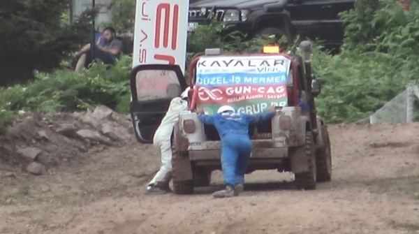 Artvin'de Off Road yarışları nefes kesti 2