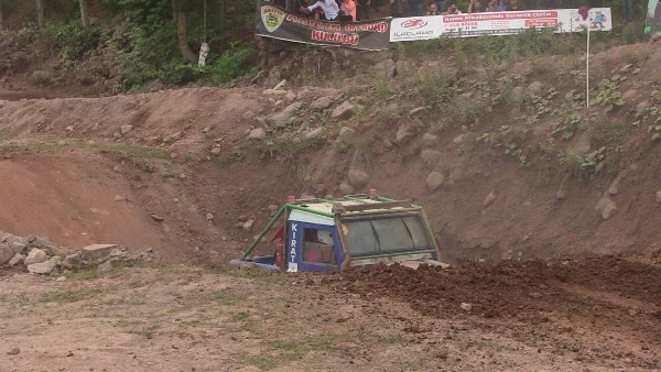 Artvin'de Off Road yarışları nefes kesti 9