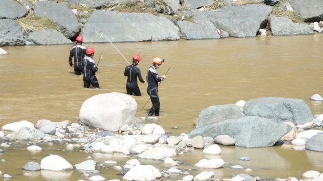Selde kaybolan 2 kişiyi arama çalışmaları devam ediyor 3