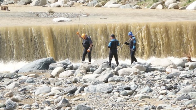 Selde kaybolan 2 kişiyi arama çalışmaları devam ediyor 11