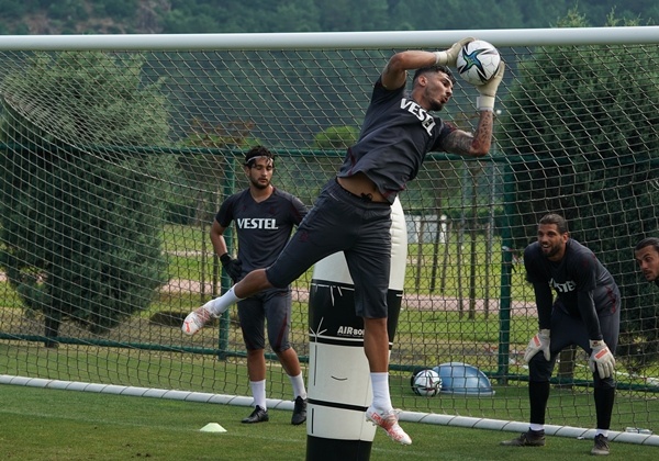 Trabzonspor, yeni sezon hazırlıklarını İstanbul’da tempolu sürdürdü 6