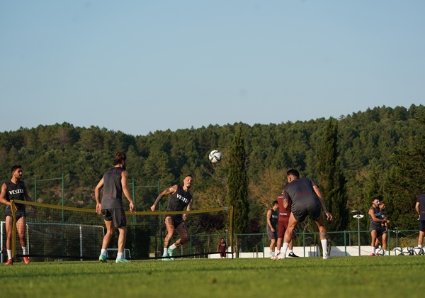 Trabzonspor 2021 - 2022 sezonu hazırlıklarına devam ediyor. 20 Temmuz 2021 3