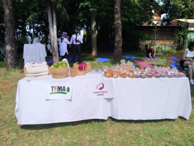 Kadınla Başlar Derneği'nden Sağlıklı Yaşam Festivali 12