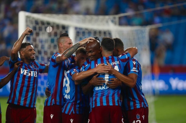 Yazarlardan Trabzonspor Molde maçı yorumları 2