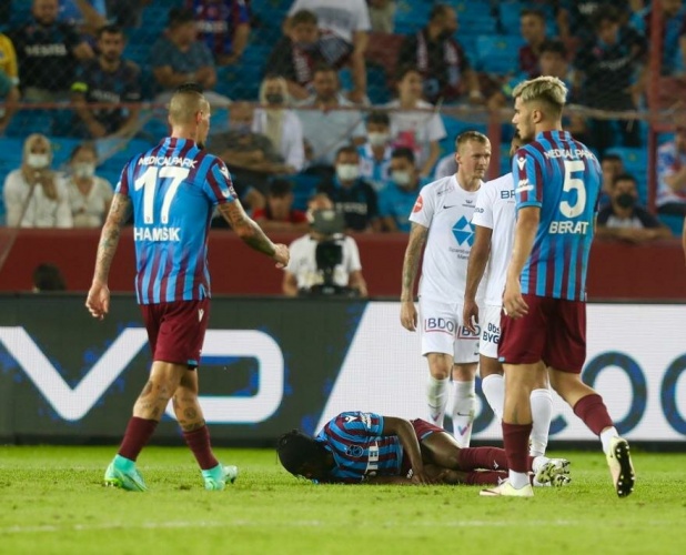 Yazarlardan Trabzonspor Molde maçı yorumları 7