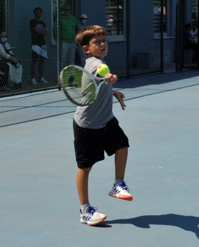 Trabzon'da tenis turnuvası nefes kesti 10