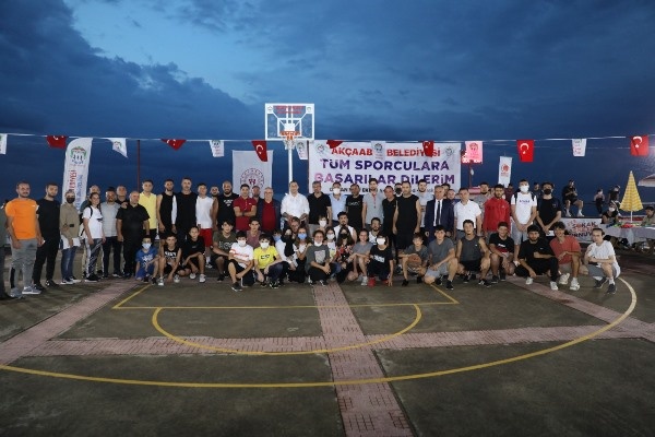 Akçaabat’ta sokak basketbolu turnuvası 8