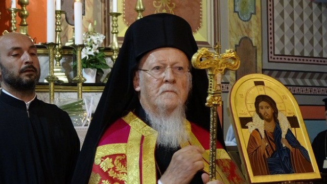 Fener Rum Patriği Bartholomeos Trabzon’da Katolik kilisesinde akşam duasına katıldı 2