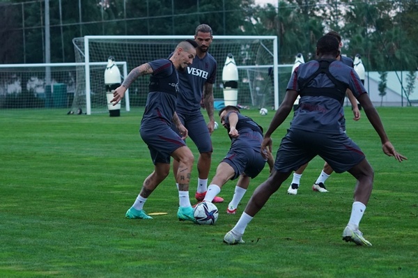 Trabzonspor Sivasspor'a hazır 18