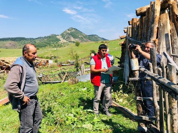 Artvin'de hortum ve fırtınanın hasarı gün ağarınca ortaya çıktı 7