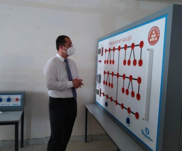 Trabzon'un ilki Robotekno Koleji açılışını yaptı 14