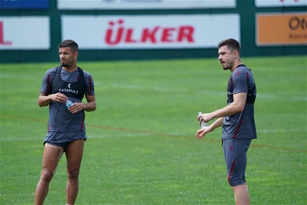 Trabzonspor'da Galatasaray maçı hazırlıklarına ara verildi. 5 eylül 2021 4