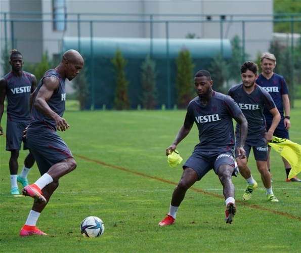 Trabzonspor'da Galatasaray maçı hazırlıklarına ara verildi. 5 eylül 2021 8