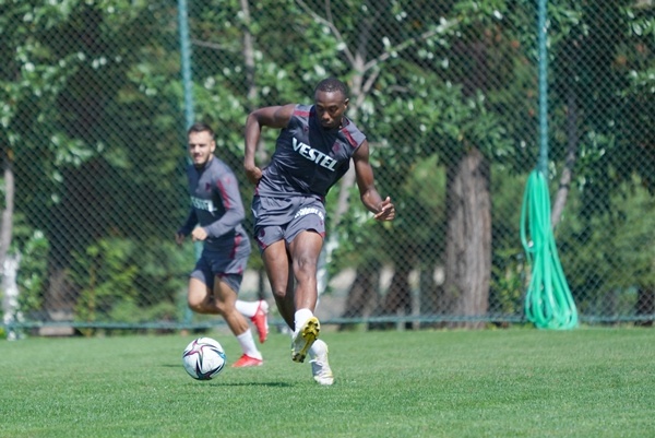 Trabzonspor, Galatasaray Maçı Öncesi Hazırlıklarını Sıkı Tempoyla Sürdürüyor 18