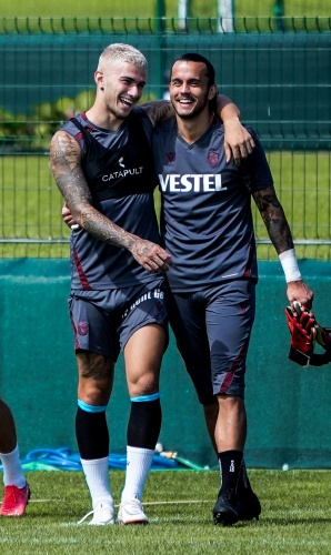 Trabzonspor, Galatasaray derbisi öncesi hazırlıklarını sürdürdü 11