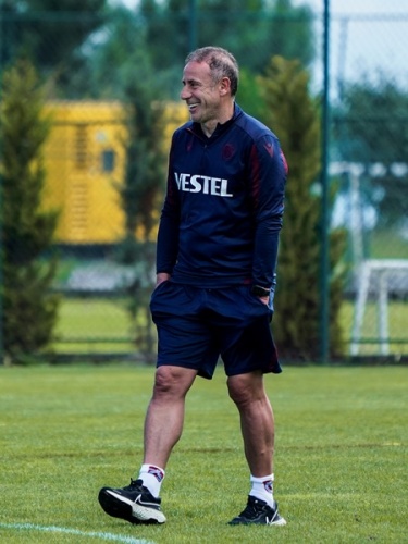 Trabzonspor, Galatasaray derbisi öncesi hazırlıklarını sürdürdü 4