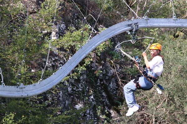 Maçka'da macera parkı ziyaretçilerini ağırlıyor 7