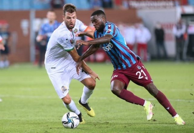 Spor yazarlarından Trabzonspor Alanyaspor maçı yorumları 5