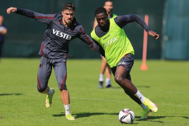 Trabzonspor'da 9. hafta oynanacak Fenerbahçe maçı hazırlıkları sürüyor 3