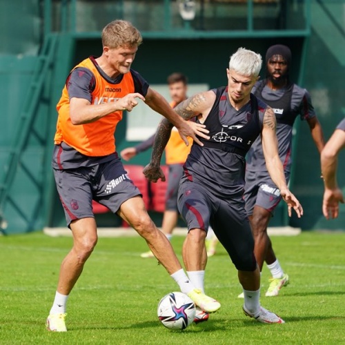 Trabzonspor Fenerbahçe maçı hazırlıklarını sürdürdü 11