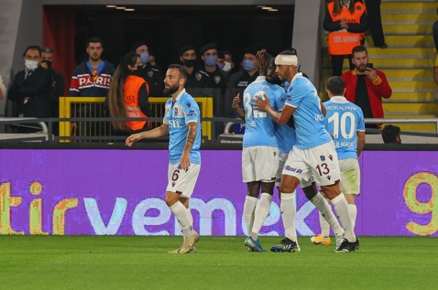 Göztepe Trabzonspor maçından kareler 2