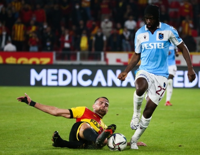 Göztepe Trabzonspor maçından kareler 27