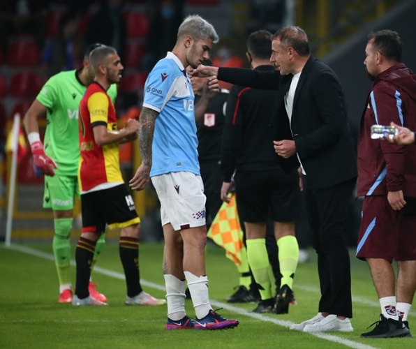 Göztepe Trabzonspor maçından kareler 23