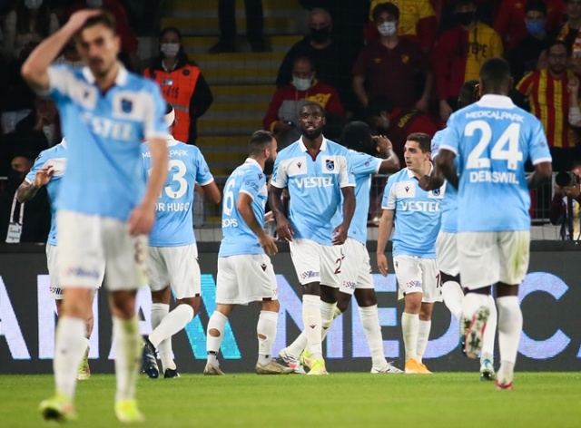 Göztepe Trabzonspor maçından kareler 16