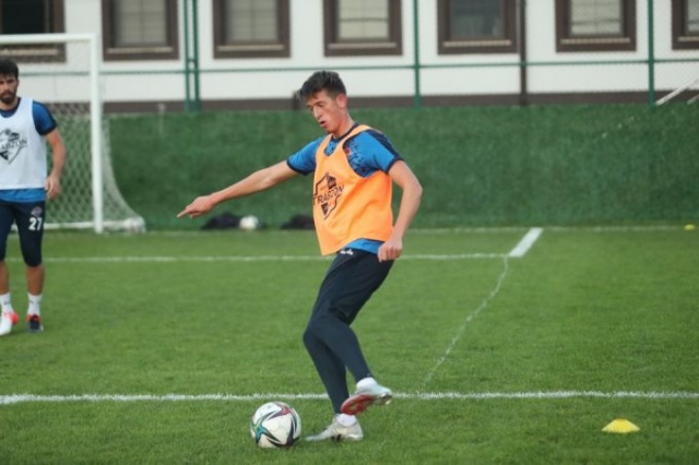 Trabzonspor'un kiralık futbolcuları neler yapıyor? 13