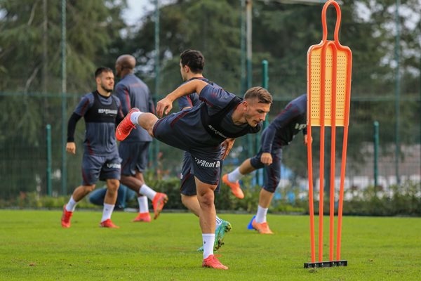 Trabzonspor, Beşiktaş maçı hazırlıklarını sürdürdü. 3 Kasım 2021 10