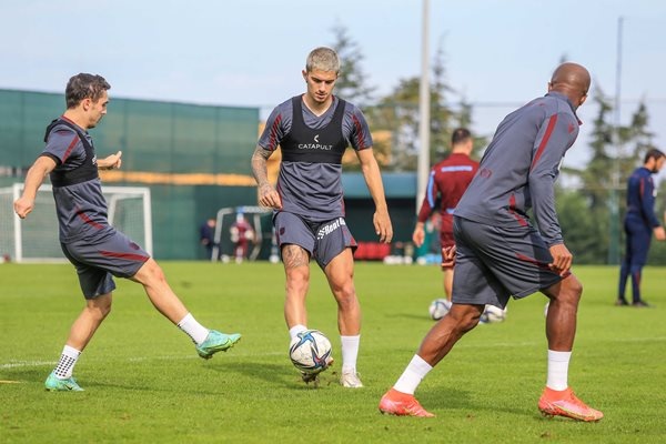 Trabzonspor, Beşiktaş maçı hazırlıklarını sürdürdü. 3 Kasım 2021 7