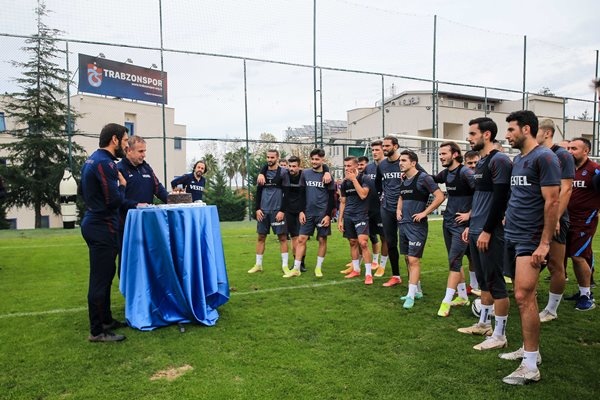 Trabzonspor, Beşiktaş maçı hazırlıklarını sürdürdü. 3 Kasım 2021 23