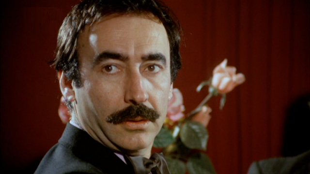 Usta oyuncu Şener Şen'den hayranlarını üzecek açıklama 6