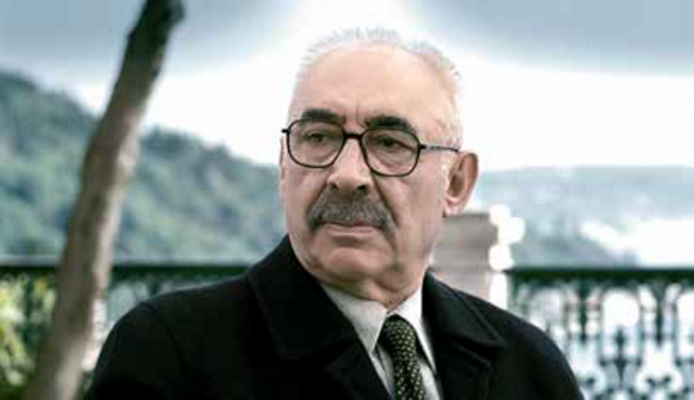 Usta oyuncu Şener Şen'den hayranlarını üzecek açıklama 4